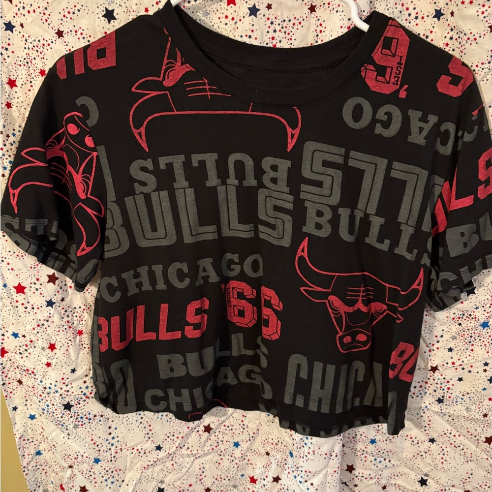 NBA Chicago Bulls Crop style Tee - Black and Red